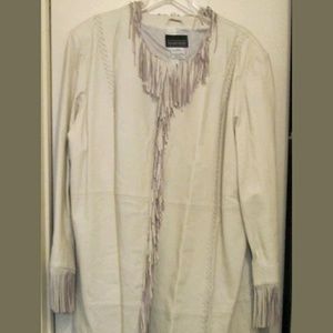 Sz. 24W Genuine Leather Fringe Trench Coat
